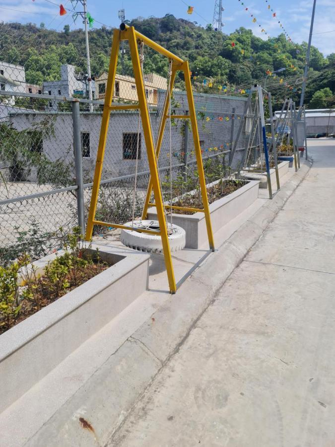 Dai Thuy Hotel Dong Khe Sau Esterno foto