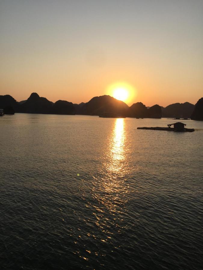 Dai Thuy Hotel Dong Khe Sau Esterno foto