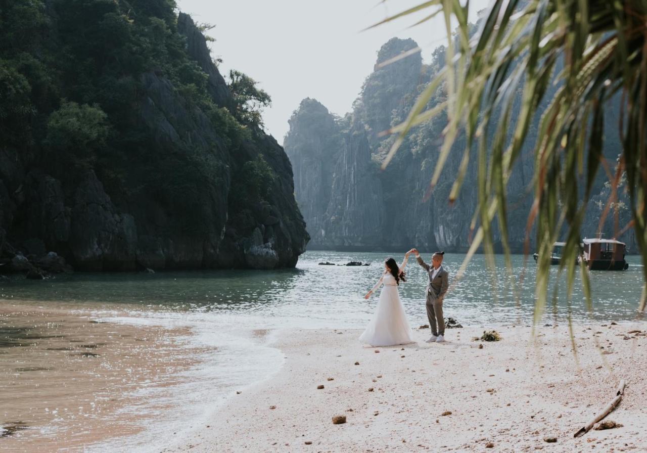 Dai Thuy Hotel Dong Khe Sau Esterno foto